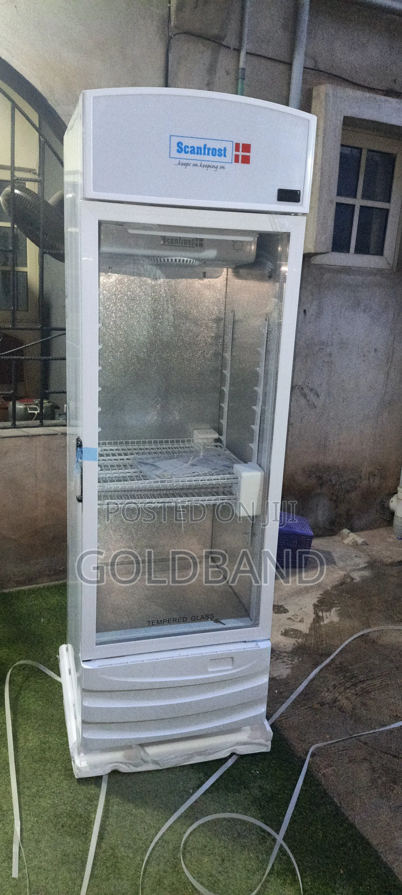 Energy Efficient Scanfrost Sfuc300xg Bottle Cooler