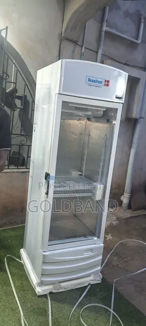 Scanfrost Sfuc300xg Glass Door Bottle Cooler 300l