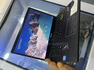 Laptop Asus ASUSPRO B9440UA 4GB HDD+SSD 60GB