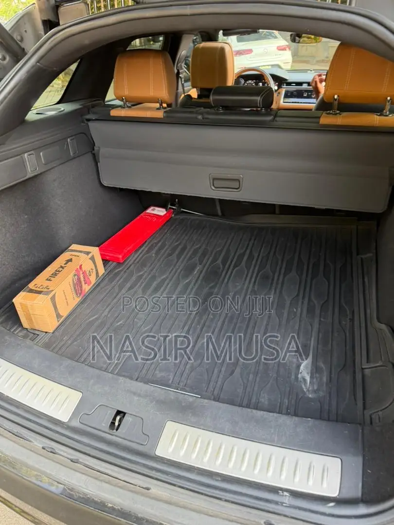 Land Rover Range Rover Velar 2019 Black