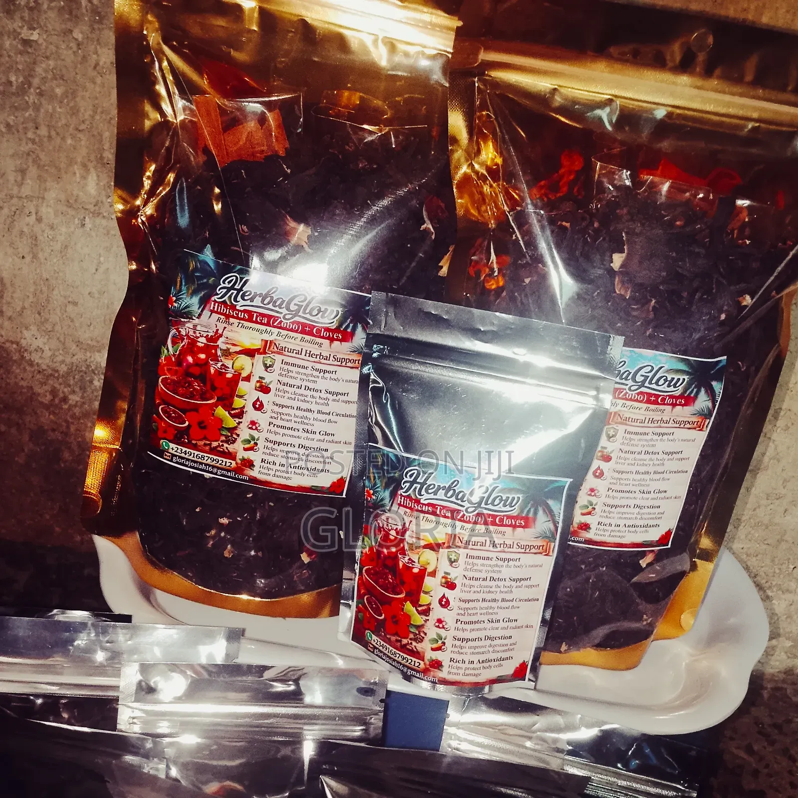 Hibiscus Leaf With Cinnamon And Cloves