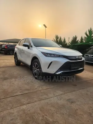 Toyota Venza 2024 White