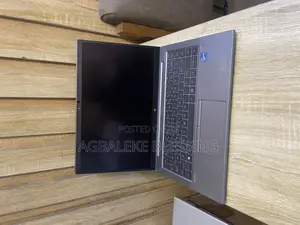 Laptop HP ZBook Firefly G8 32GB Intel Core i7 SSD 512GB
