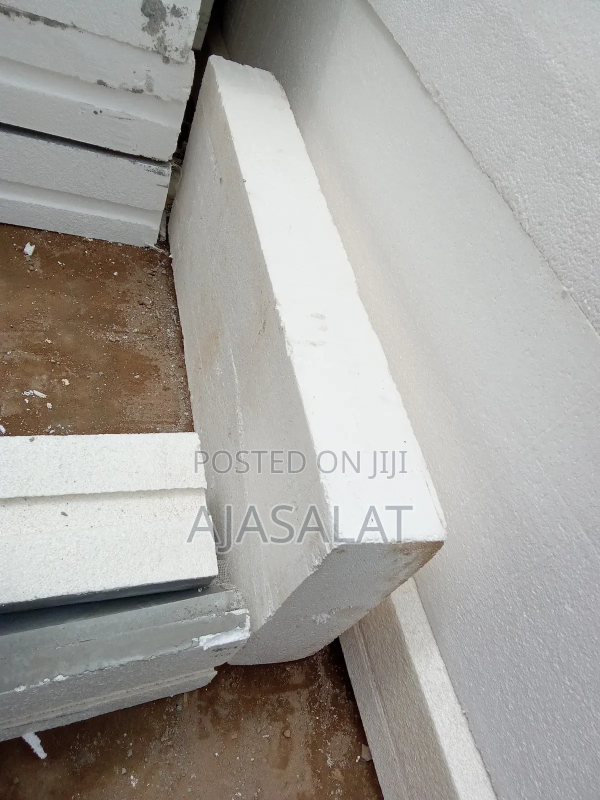 Polystyrene Parapet and Board