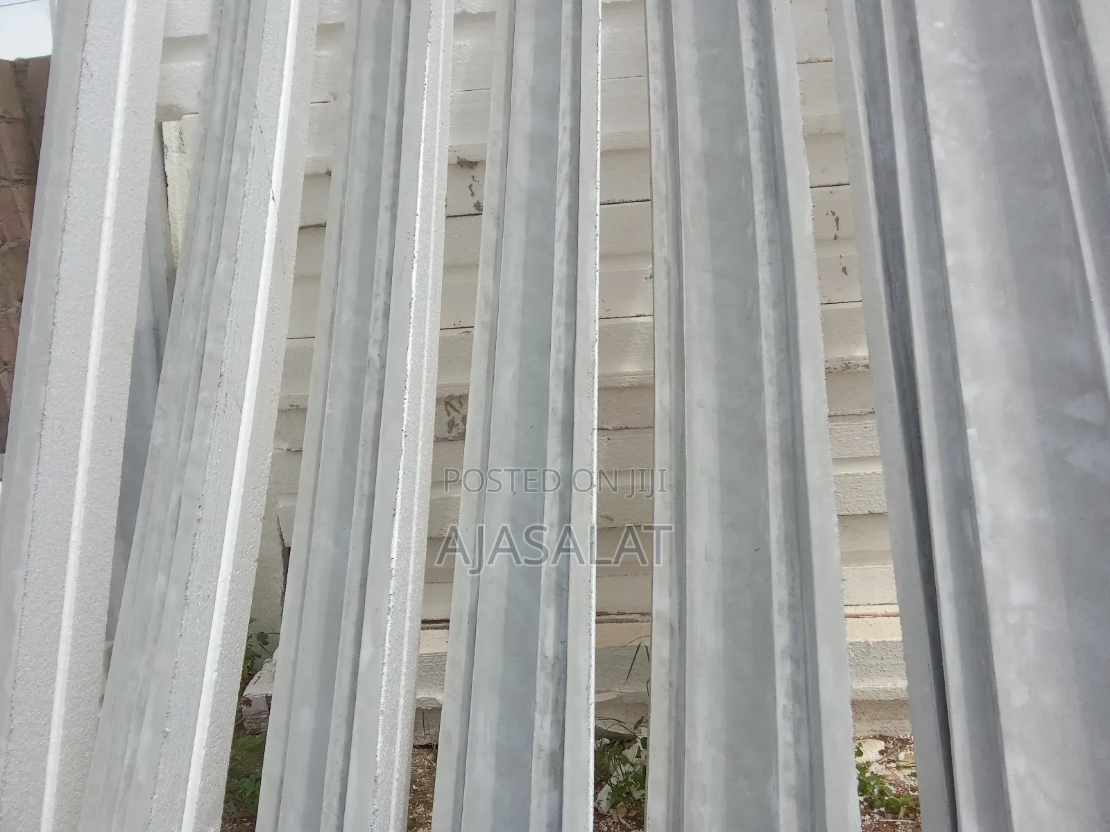 Polystyrene Parapet and Board
