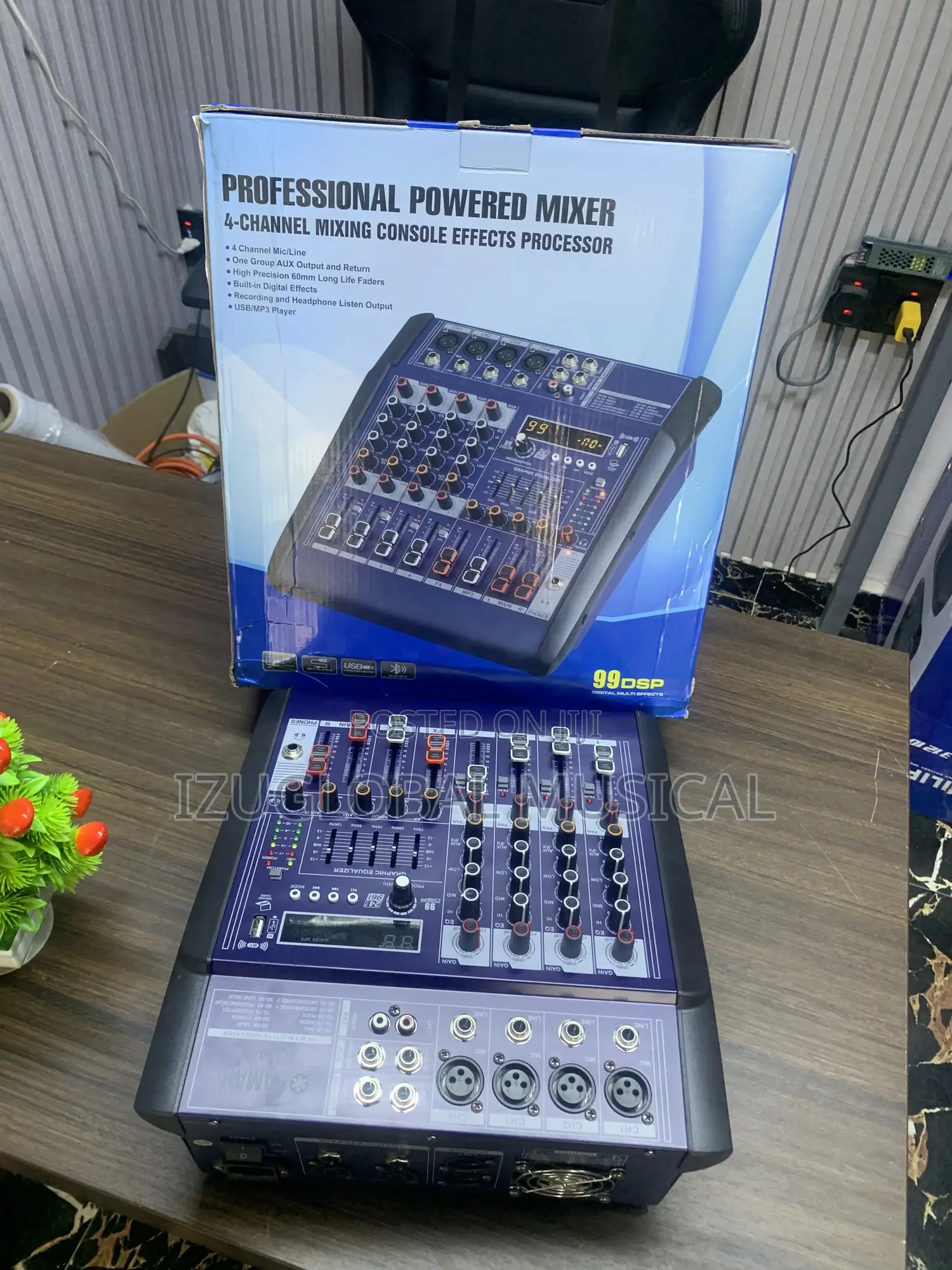 Yahama 4-Channel Powered Mixer
