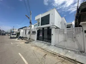 4bdrm Duplex in Lekki Expressway for rent