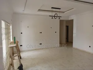 3bdrm Block of Flats in Gwarinpa Off 3Rd, Life Camp for rent