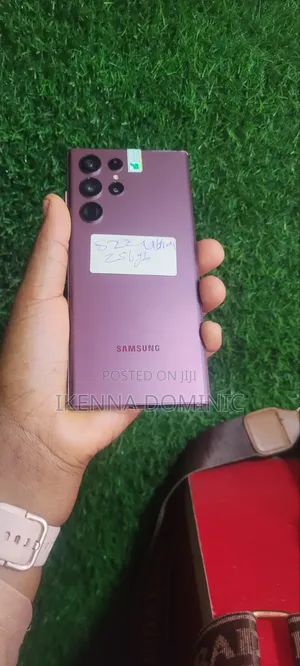 Samsung Galaxy S22 Ultra 5G 256 GB Rose Gold