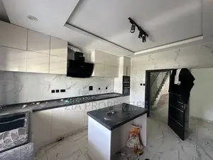 5bdrm Duplex in VGC / Ajah for rent