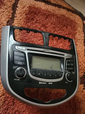 Hyundai Accent 2012 Stereo