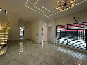 5bdrm Duplex in Ologolo for rent