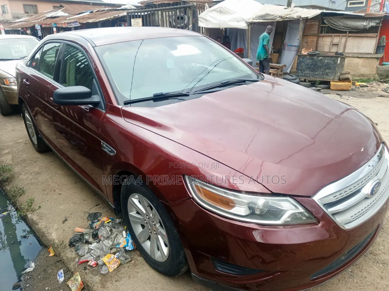 Ford Taurus Limited 2012 Red