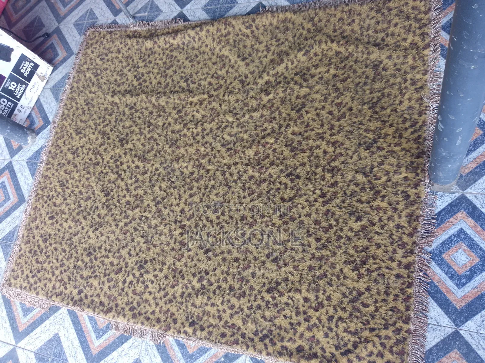 Centre Rugs