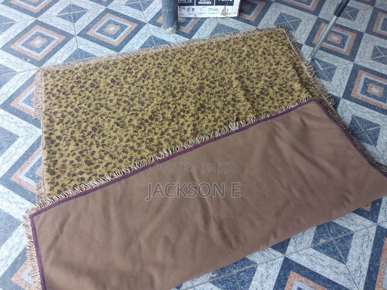 Centre Rugs