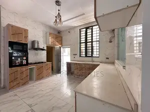 4bdrm Duplex in Ikota for rent