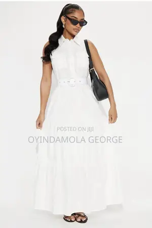 Elegant Sleeveless White Dress