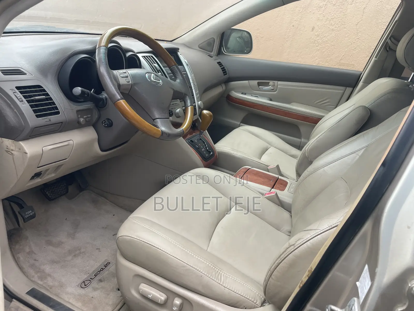 Lexus RX 330 2004 Gold