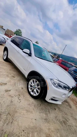 BMW X5 sDrive35i 4x2 (3.0L 6cyl 8A) 2016 White