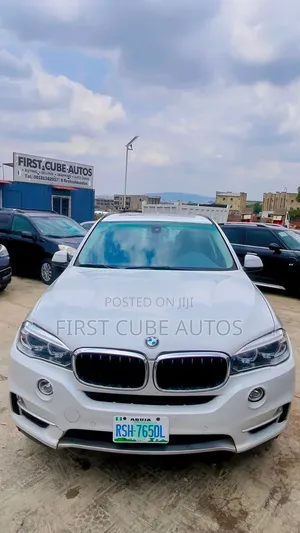 BMW X5 sDrive35i 4x2 (3.0L 6cyl 8A) 2016 White