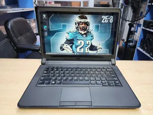 Laptop Dell Latitude 3350 8GB Intel Core i5 SSD 128GB