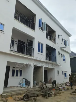 2bdrm House in Odili Road, Port-Harcourt for rent