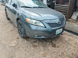 Toyota Camry XLE V6 4dr Sedan (3.5L 6cyl 6AM) 2007 Green