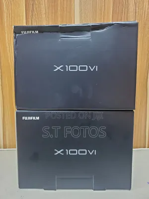 Fujifilm X100vi Black