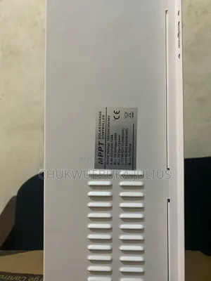 Brand New Sun Field 120a MPPT Solar Charge Controller