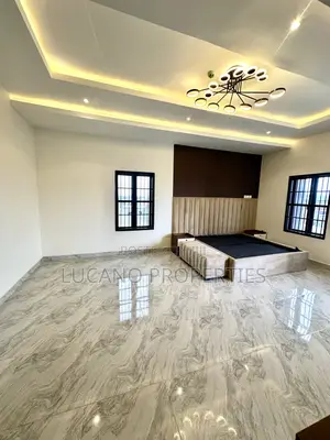 Furnished 4bdrm Townhouse / Terrace in Wuye District for rent