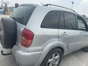 Toyota RAV4 2005 Silver