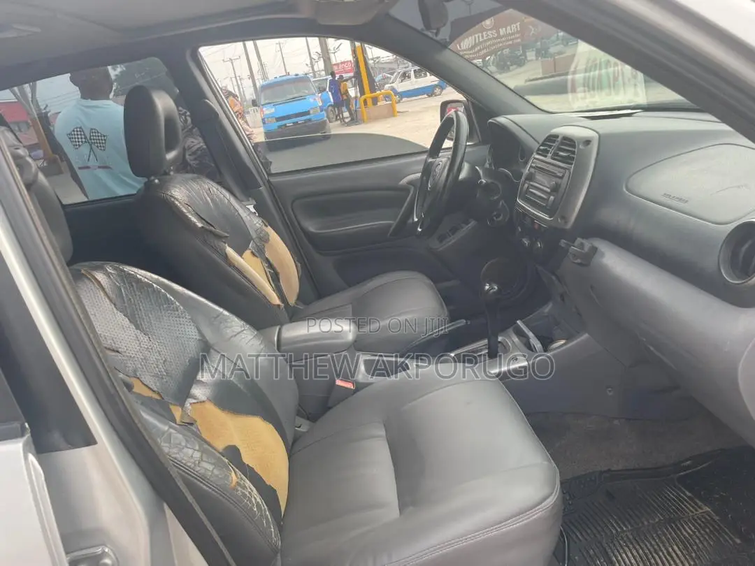 Toyota RAV4 2005 Silver