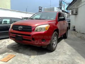 Toyota RAV4 2008 Red