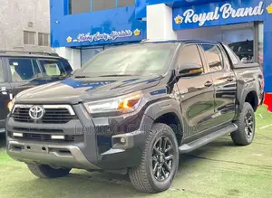 New Toyota Hilux 2025 Black