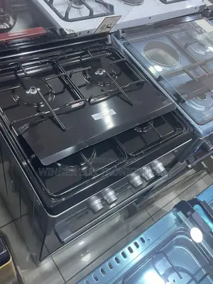 Maxi 60 by 60 4burner Standing Gas Cooker
