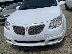 Pontiac Vibe Automatic 2004 White