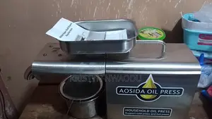 Single Head Oil Press Machine