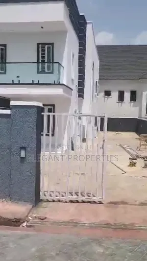 5bdrm Duplex in Elizabeth Estate, Osogbo for sale