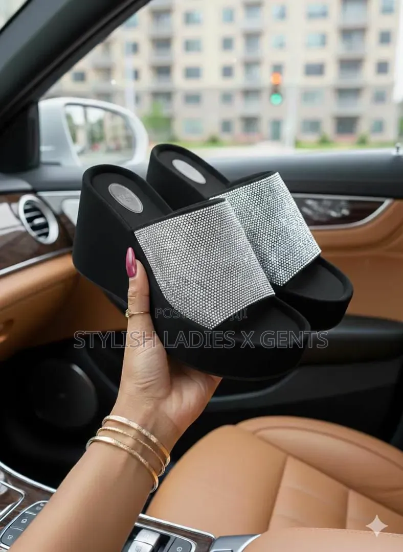 Zara Wedge
