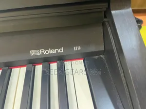 Roland Rp-30 Upright Piano