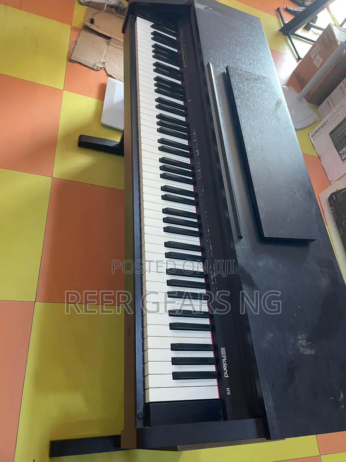 Roland Rp-30 Upright Piano
