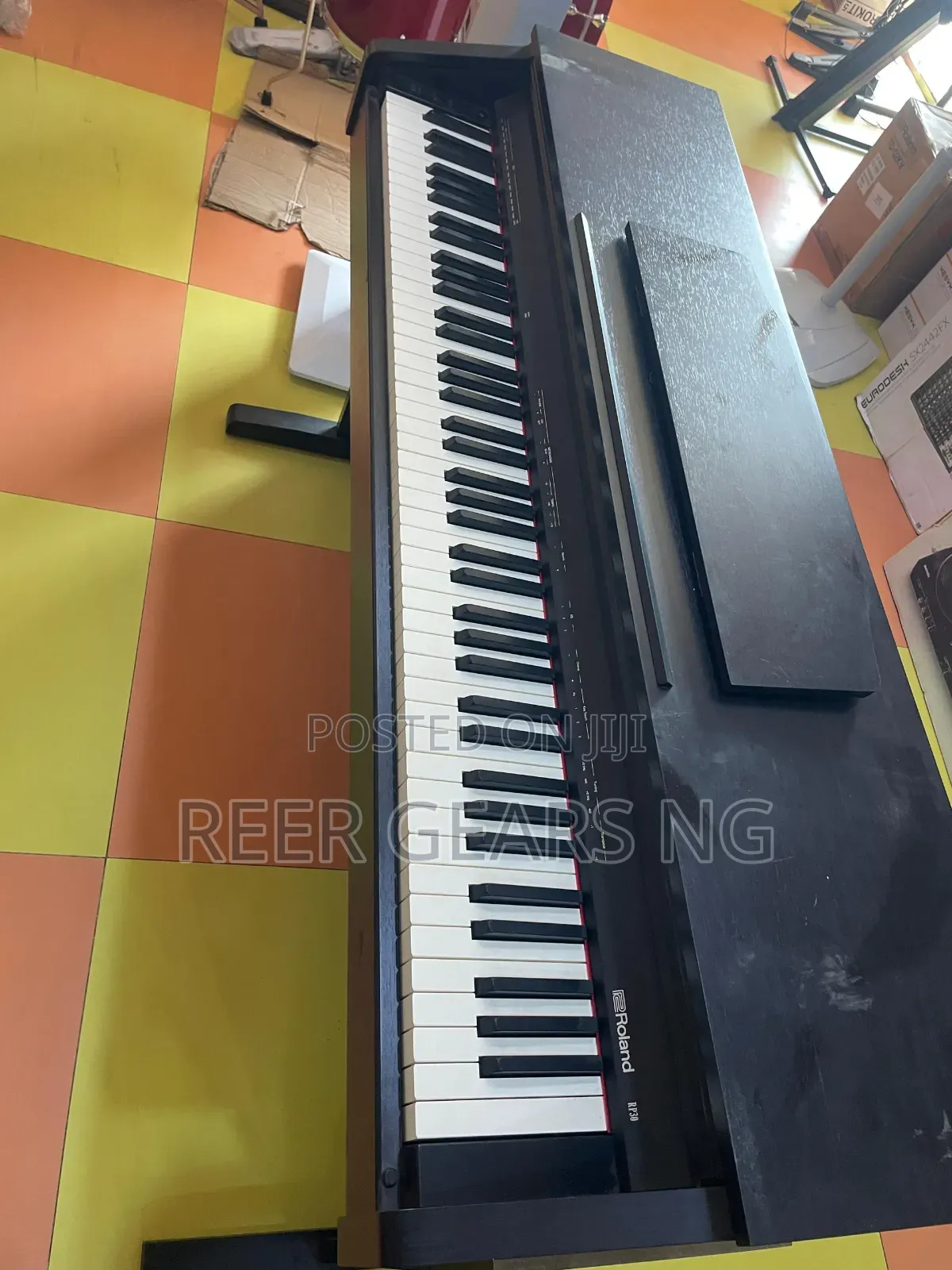 Roland Rp-30 Upright Piano