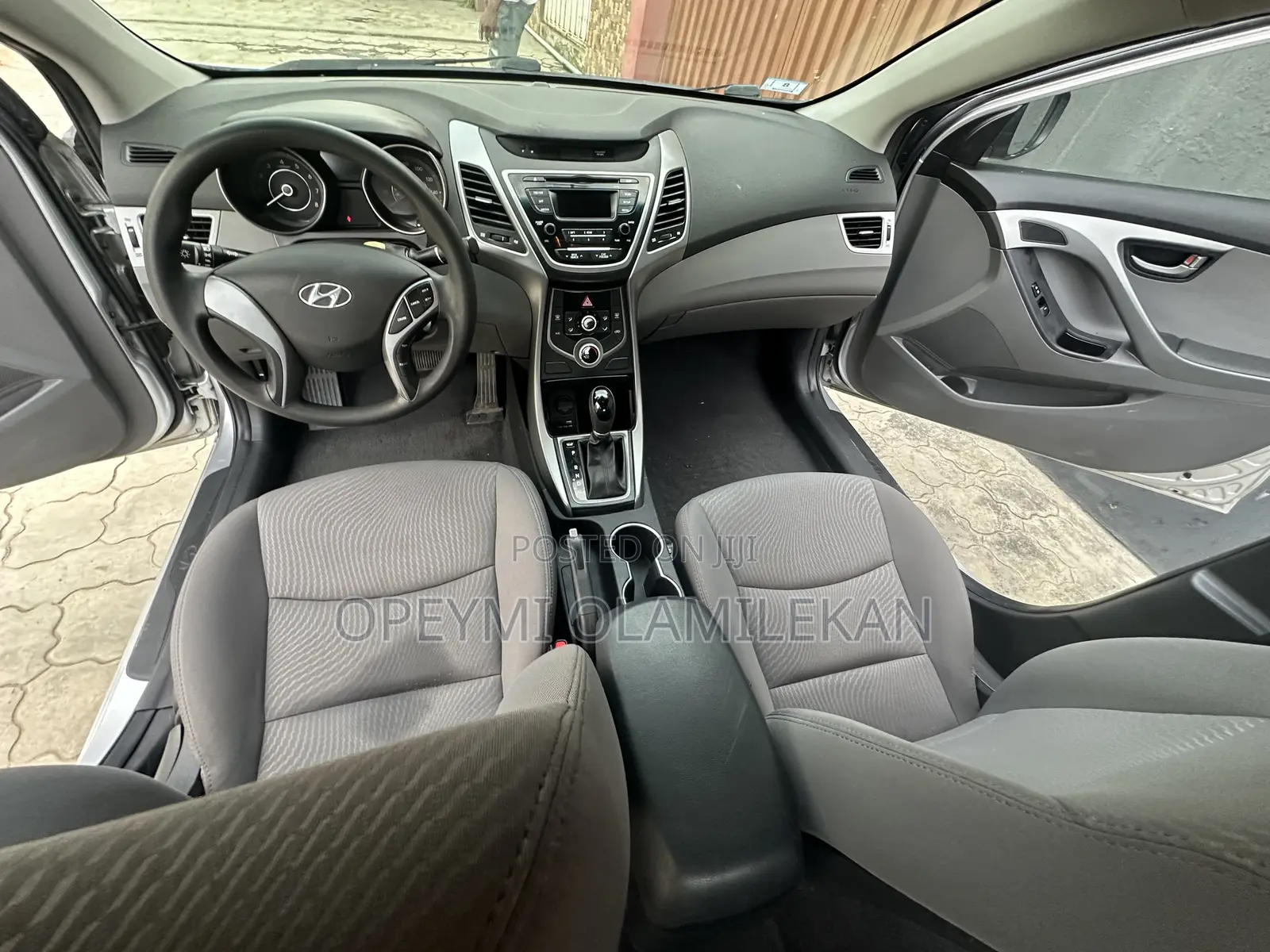 Hyundai Elantra 2016 Silver