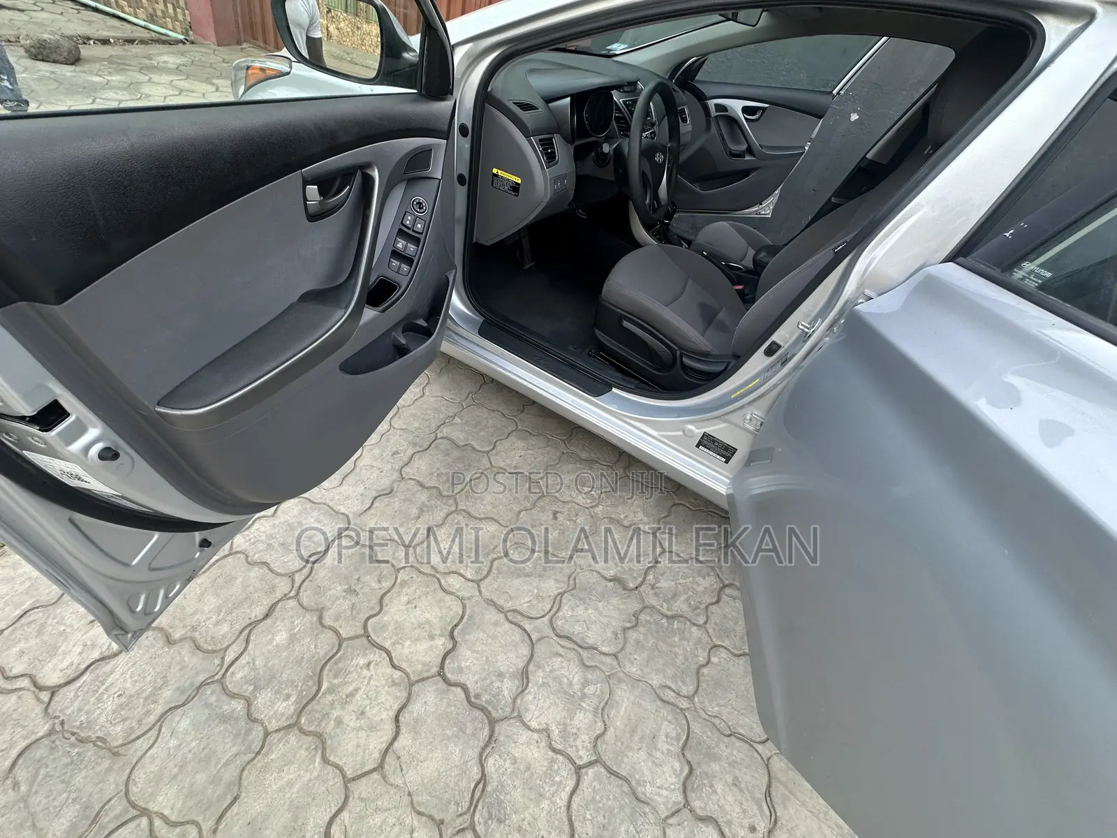 Hyundai Elantra 2016 Silver