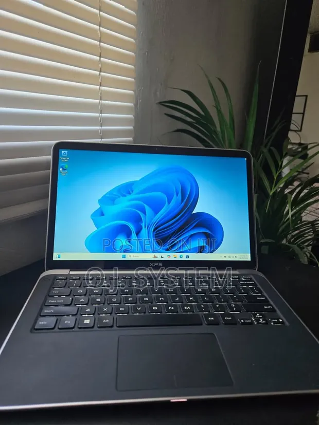 Laptop Dell XPS 13 (L322X) 8GB Intel Core i7 SSD 128GB - O.J.