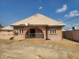 3bdrm Bungalow in Olorunda Abaa, Ibadan for sale