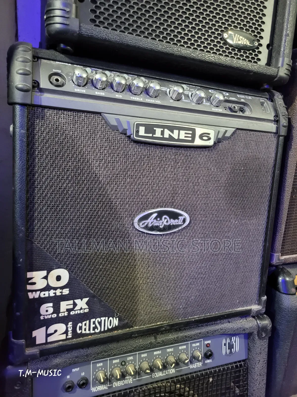 Line 6 Bass Combos 12inches