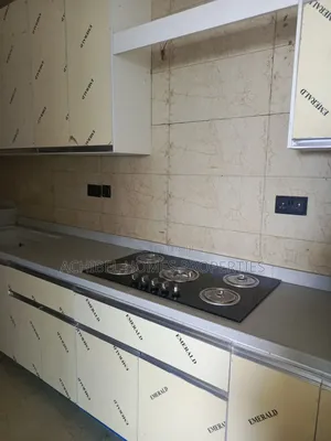 3bdrm Apartment in Off Adeola Odeku for rent