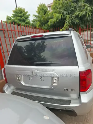 Honda Pilot EX 4x4 (3.5L 6cyl 5A) 2004 Silver