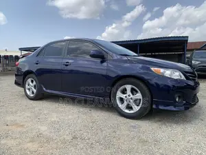 Toyota Corolla S 4dr Sedan (1.8L 4cyl 4A) 2013 Blue